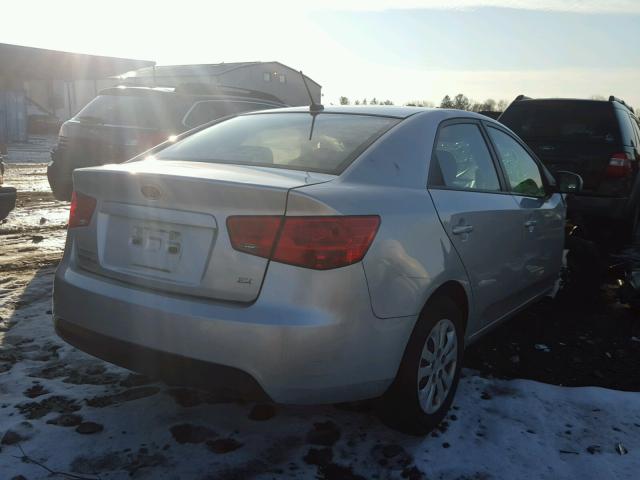 KNAFU4A25B5892920 - 2011 KIA FORTE EX SILVER photo 4