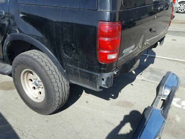 1FMRU17L72LA68889 - 2002 FORD EXPEDITION BLACK photo 9