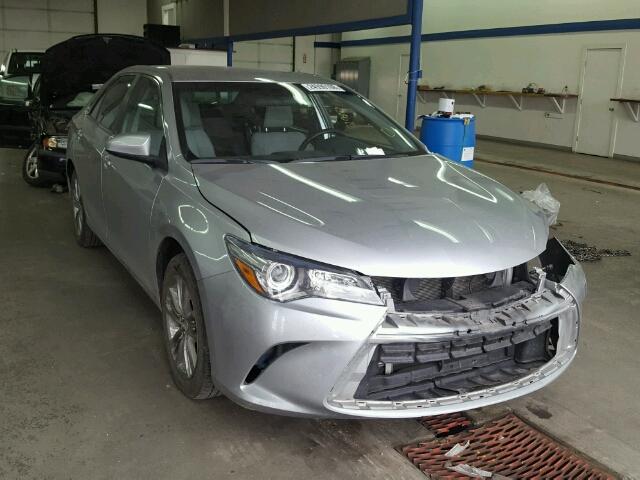 4T1BF1FK4GU157633 - 2016 TOYOTA CAMRY LE SILVER photo 1