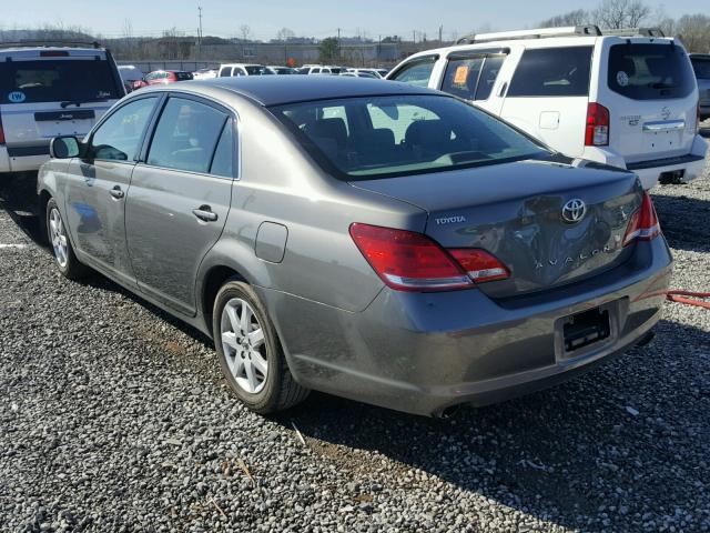 4T1BK36B27U235074 - 2007 TOYOTA AVALON XL GRAY photo 3