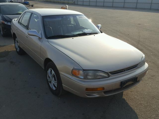 JT2BF12K7T0149269 - 1996 TOYOTA CAMRY LE TAN photo 1