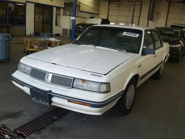 1G3AL54N6N6430313 - 1992 OLDSMOBILE CUTLASS CI WHITE photo 2