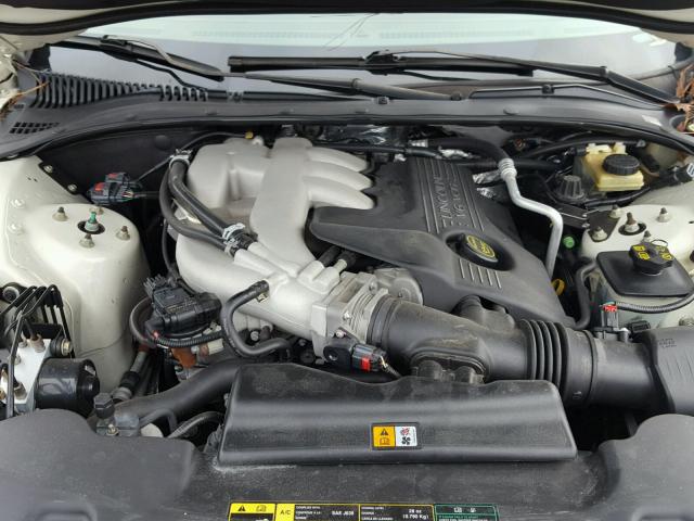 1LNHM86S94Y688159 - 2004 LINCOLN LS 白色 照片 7