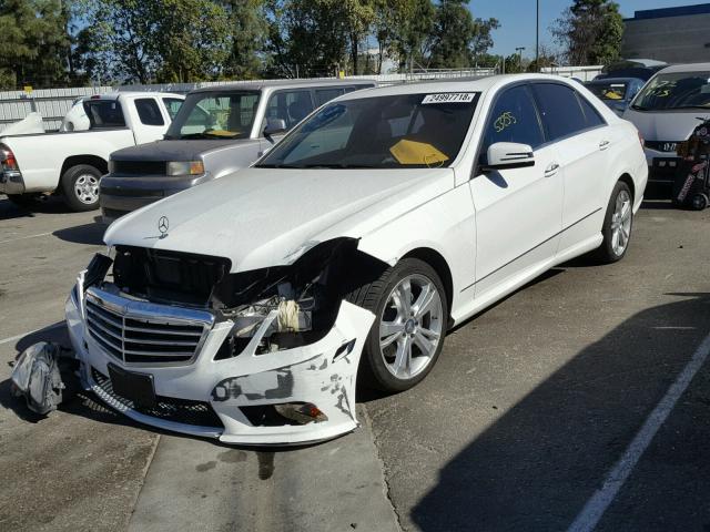 WDDHF5KBXDA694134 - 2013 MERCEDES-BENZ E 350 WHITE photo 2