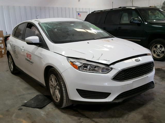 1FADP3K20GL298254 - 2016 FORD FOCUS SE WHITE photo 1