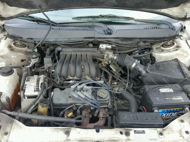 1FAFP53U22A146470 - 2002 FORD TAURUS SE WHITE photo 7