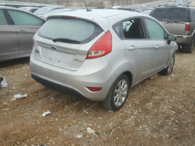 3FADP4EJ2BM166970 - 2011 FORD FIESTA SE SILVER photo 4