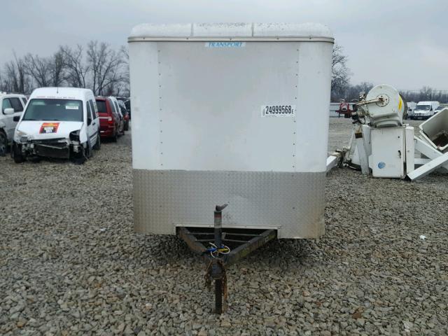 16HCB12183H104915 - 2003 TRAIL KING ENCLOSED თეთრი ფოტო 2