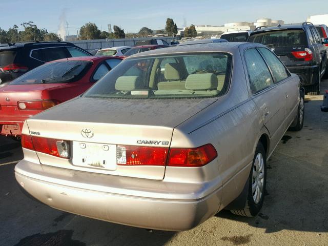 JT2BG22KX10568667 - 2001 TOYOTA CAMRY CE GOLD photo 4