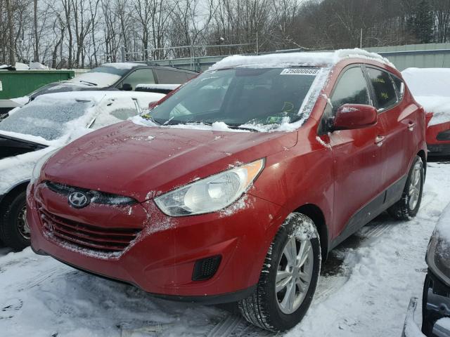 KM8JUCAC1AU113092 - 2010 HYUNDAI TUCSON GLS RED photo 2