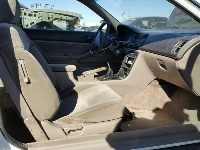 1HGCD7153TA027861 - 1996 HONDA ACCORD EX WHITE photo 5