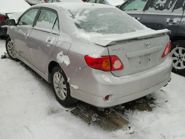 1NXBU4EE8AZ246017 - 2010 TOYOTA COROLLA BA SILVER photo 3