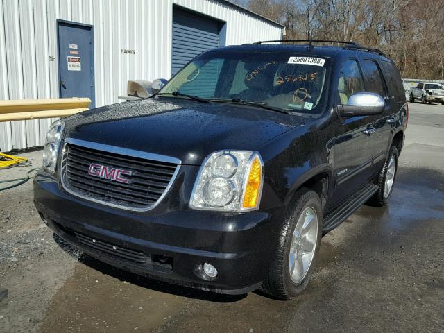 1GKS1CE04CR256825 - 2012 GMC YUKON SLT BLACK photo 2