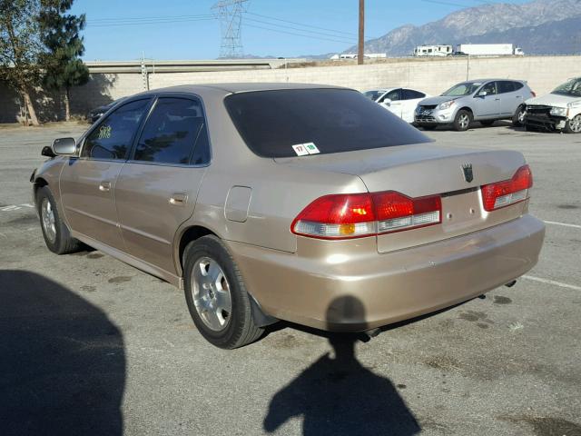 1HGCG16521A036237 - 2001 HONDA ACCORD EX GOLD photo 3