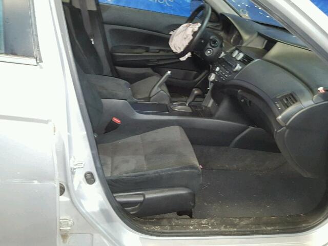 1HGCP26468A117135 - 2008 HONDA ACCORD LX- SILVER photo 5