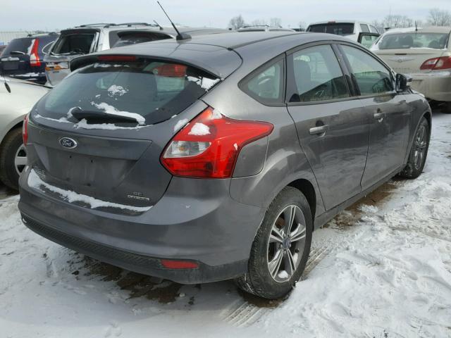 1FADP3K23EL396935 - 2014 FORD FOCUS SE GRAY photo 4