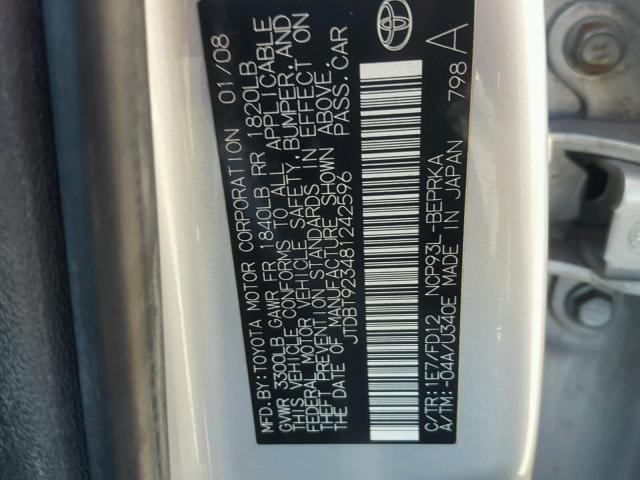 JTDBT923481242596 - 2008 TOYOTA YARIS SILVER photo 10