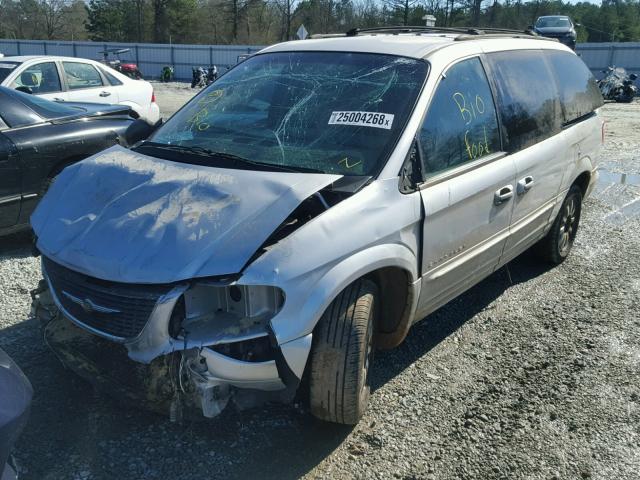 2C8GP54L91R122163 - 2001 CHRYSLER TOWN & COU SILVER photo 2