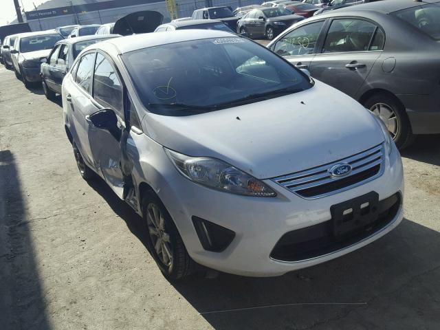 3FADP4BJ4BM142951 - 2011 FORD FIESTA SE WHITE photo 1