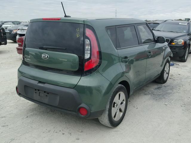 KNDJN2A29E7022465 - 2014 KIA SOUL GREEN photo 4