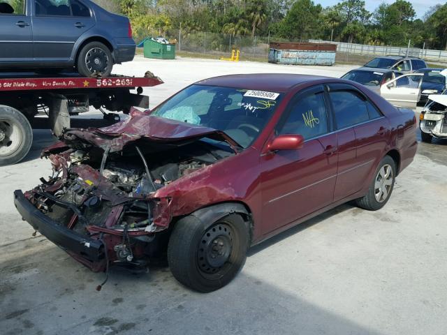 4T1BE32K03U178087 - 2003 TOYOTA CAMRY LE RED photo 2