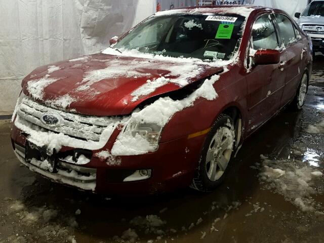 3FAHP07Z97R194062 - 2007 FORD FUSION SE RED photo 2