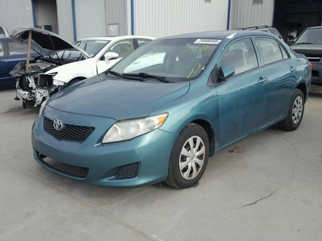 1NXBU4EE7AZ303422 - 2010 TOYOTA COROLLA BA GREEN photo 2