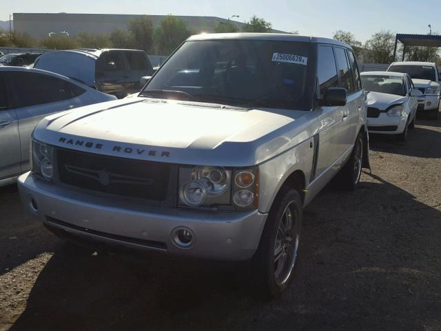 SALME11474A152909 - 2004 LAND ROVER RANGE ROVE SILVER photo 2