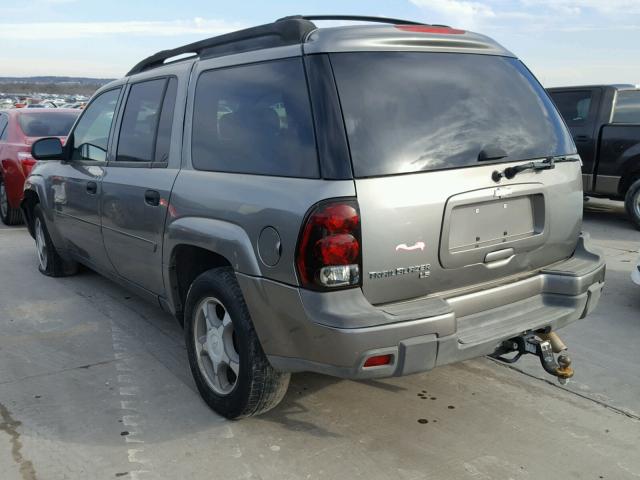 1GNET16S366136566 - 2006 CHEVROLET TRAILBLAZE GRAY photo 3