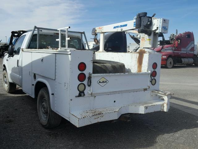 1FTSF30566EB27352 - 2006 FORD F350 SRW S WHITE photo 3