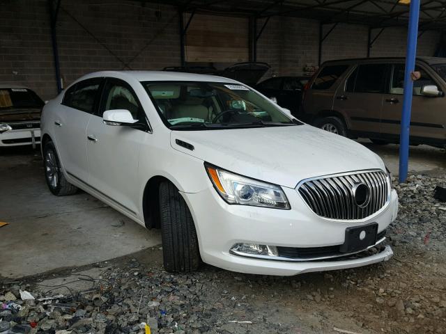 1G4GB5G39GF284009 - 2016 BUICK LACROSSE WHITE photo 1