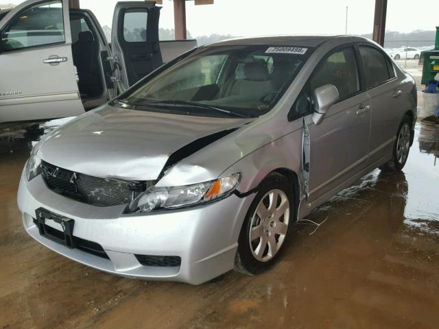 2HGFA16579H300208 - 2009 HONDA CIVIC LX SILVER photo 2