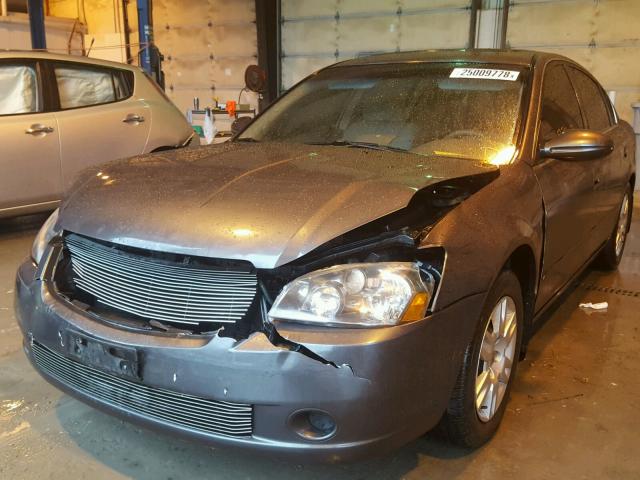 1N4AL11D55C394044 - 2005 NISSAN ALTIMA S GRAY photo 2