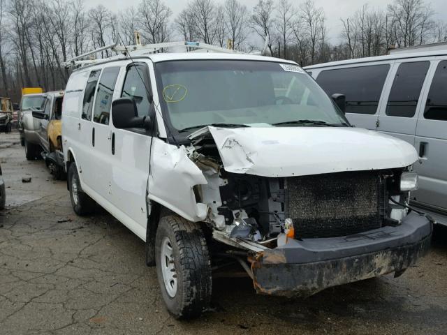 1GTGG25C991103918 - 2009 GMC SAVANA G25 WHITE photo 1