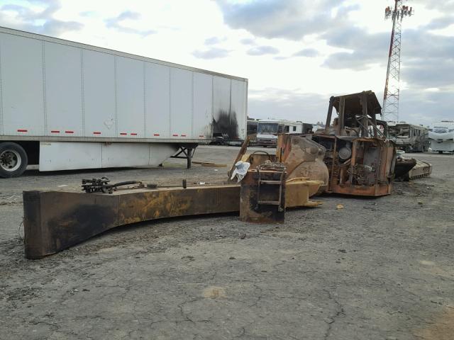 CAT0328DVRMX00413 - 2013 CATERPILLAR 328D BURN photo 4