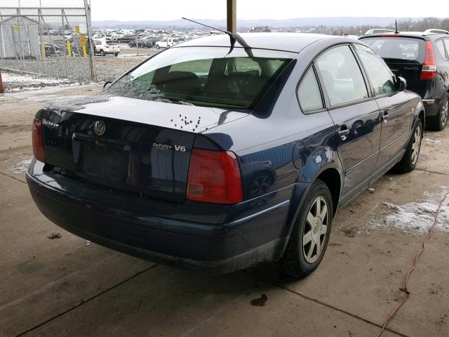 WVWMD63B5XE339436 - 1999 VOLKSWAGEN PASSAT GLS BLUE photo 4