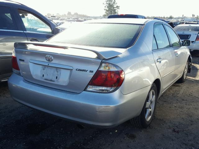 4T1BE30K45U581687 - 2005 TOYOTA CAMRY LE SILVER photo 4