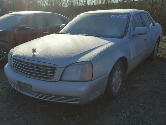 1G6KD54YXYU189130 - 2000 CADILLAC DEVILLE SILVER photo 2