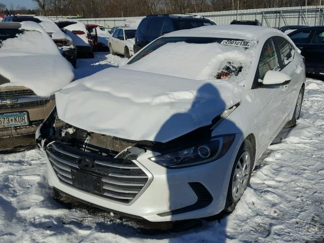 5NPD74LF7HH182508 - 2017 HYUNDAI ELANTRA SE WHITE photo 2