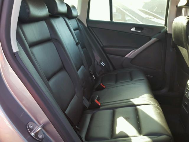 WVGBV75N29W520889 - 2009 VOLKSWAGEN TIGUAN SE GRAY photo 6