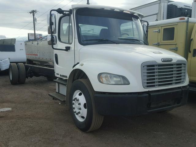 1FVACXDC86HV68505 - 2006 FREIGHTLINER M2 106 MED WHITE photo 1