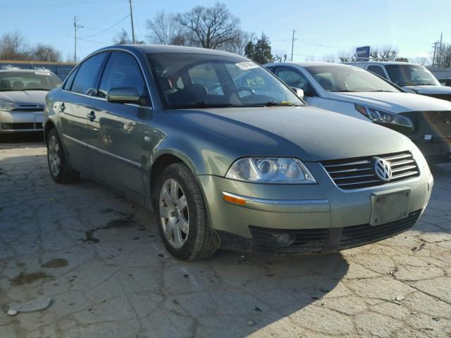 WVWRH63B42P293296 - 2002 VOLKSWAGEN PASSAT GLX GREEN photo 1