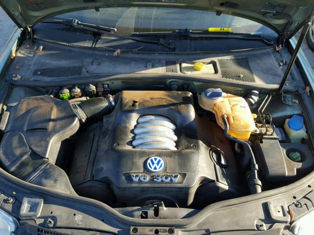 WVWRH63B42P293296 - 2002 VOLKSWAGEN PASSAT GLX GREEN photo 7