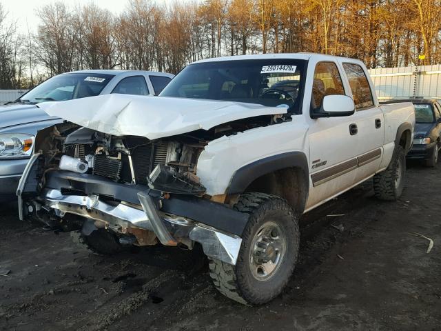 1GCHK23103F221872 - 2003 CHEVROLET SILVERADO WHITE photo 2