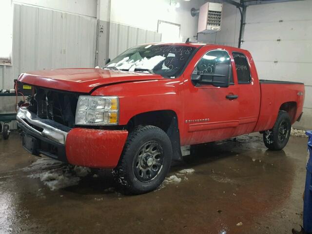 1GCEK29CX9Z105842 - 2009 CHEVROLET SILVERADO RED photo 2