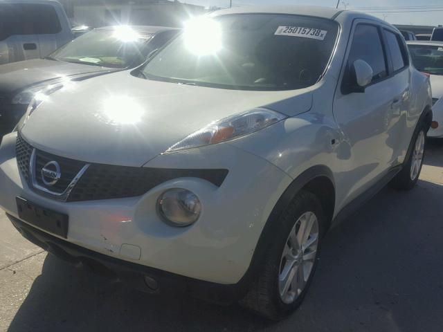 JN8AF5MR9CT108620 - 2012 NISSAN JUKE S WHITE photo 2