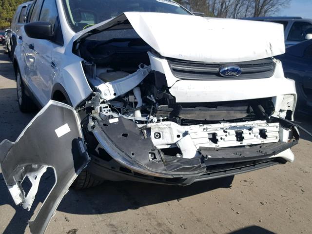 1FMCU0F76DUD65315 - 2013 FORD ESCAPE S WHITE photo 9