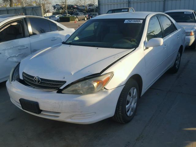 4T1BE32K43U207851 - 2003 TOYOTA CAMRY LE WHITE photo 2