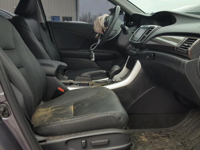 1HGCR3F87GA033200 - 2016 HONDA ACCORD EXL SILVER photo 5