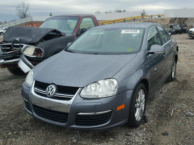 3VWEF81K87M168105 - 2007 VOLKSWAGEN JETTA WOLF SILVER photo 2